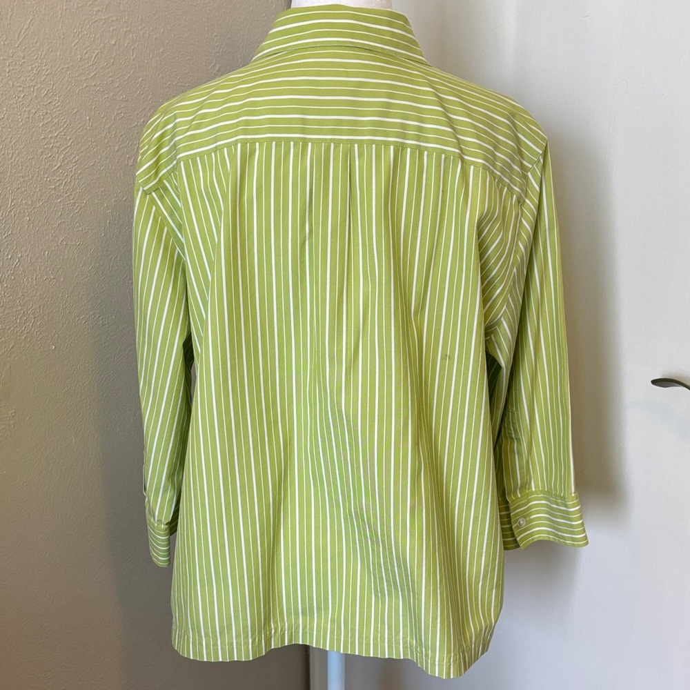 Green Striped Button-Up Shirt XL - Picture 3 of 9
